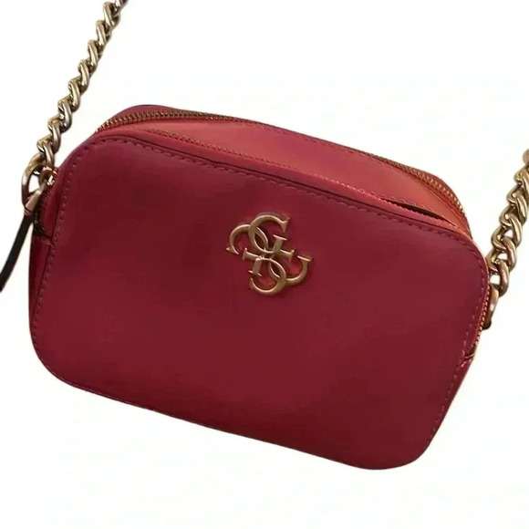 GUESS Noelle Crossbody Camera Bag Pink/ Fuchsia - Picture 3 of 7